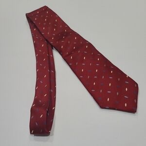 Towncraft Elegant Red Patterned Men's Tie